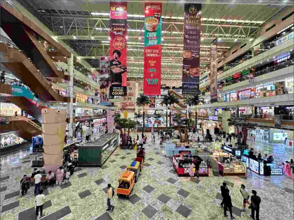 Gaur City Mall Turns 6! Celebrate with Up to 60% Off & Exciting Rewards 1 Gaur City Mall, 6th Anniversary, Shopping Offers, Mall Celebration, Noida Extension, Festive Deals, Retail Excellence, Discounts, Prizes, Gaurs Group