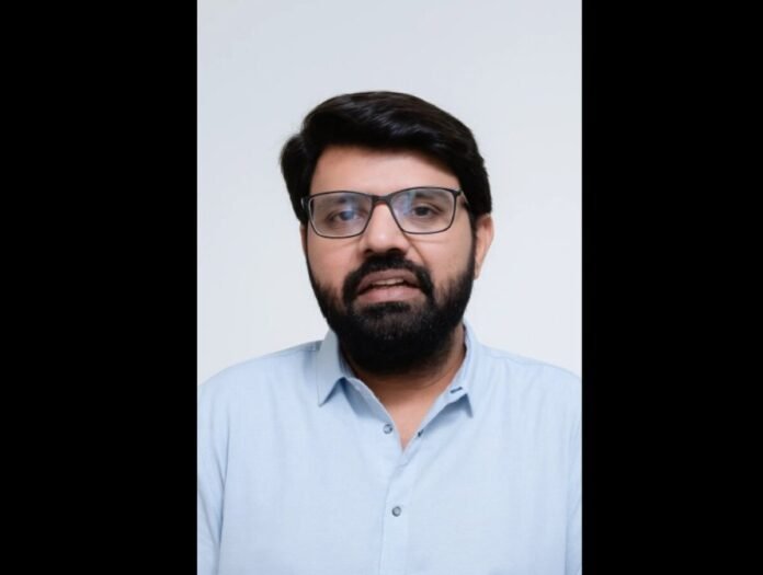 Screenshot 2025-08-30 090303 Indian entrepreneur, Sitaram Patel, business success story, inspiring journey, entrepreneurship India, Khandwa, Madhya Pradesh, business empire, mobile business, startup story, perseverance, hard work, mother's sacrifice, rags to riches, small business success, Indian businessman, entrepreneur success story, HDM Sales, Shri Dadaji Mobile,Sitaram Patel, entrepreneurship, success story, business growth, overcoming poverty, inspirational journey, Madhya Pradesh, family business, Khandwa, Shri Dadaji Mobile,